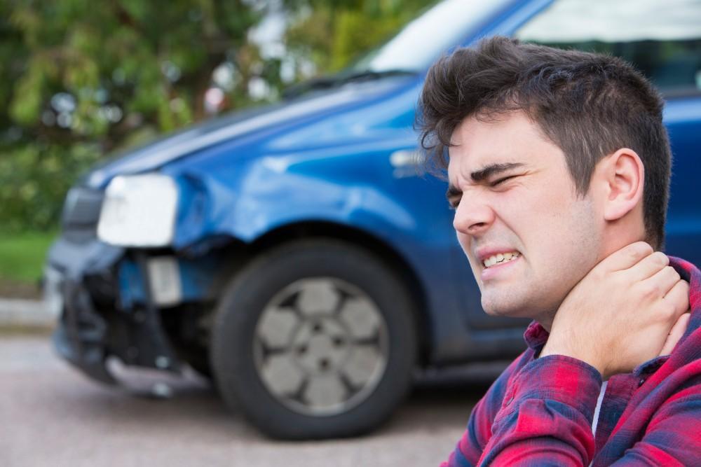 How to Treat Whiplash from an Auto Accident